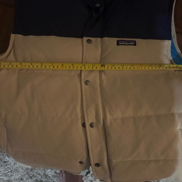 Patagonia Blue and Beige vest - Picture 4 of 5